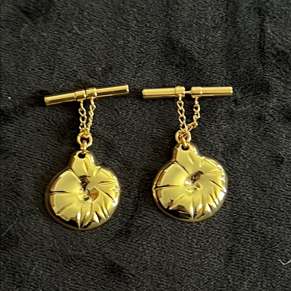 Chloe Gold Starburst Earrings - Picture 2 of 9